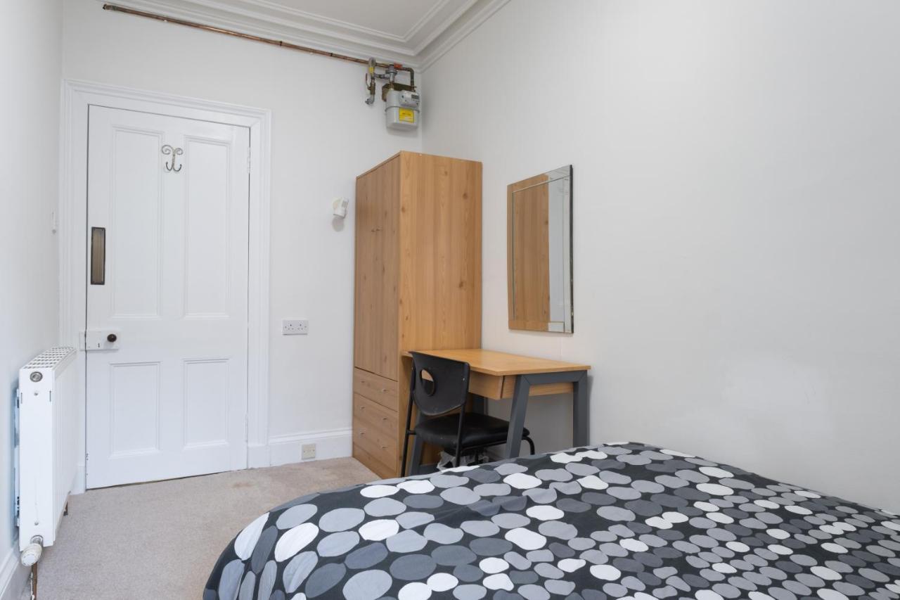 Hutch 2 Bed Apart Aberdeen Buitenkant foto